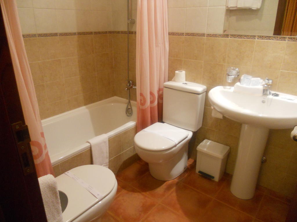 Hotel Тарамунди Екстериор снимка