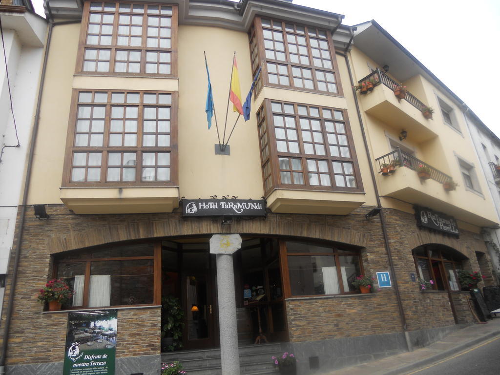 Hotel Тарамунди Екстериор снимка